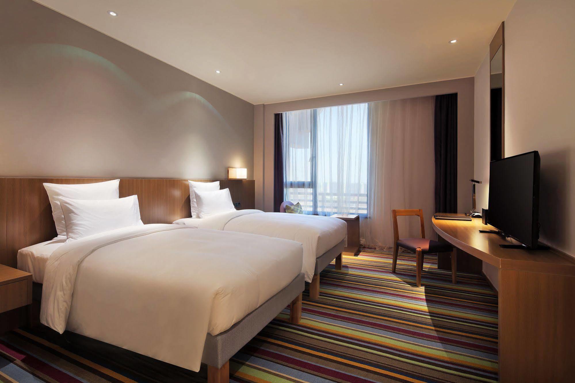 Novotel Nanchang Sunac Экстерьер фото